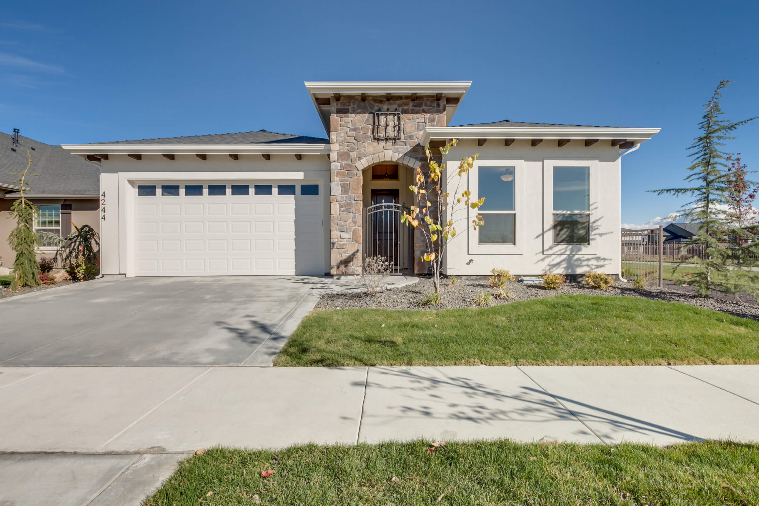 The Streamside by Hammett Homes